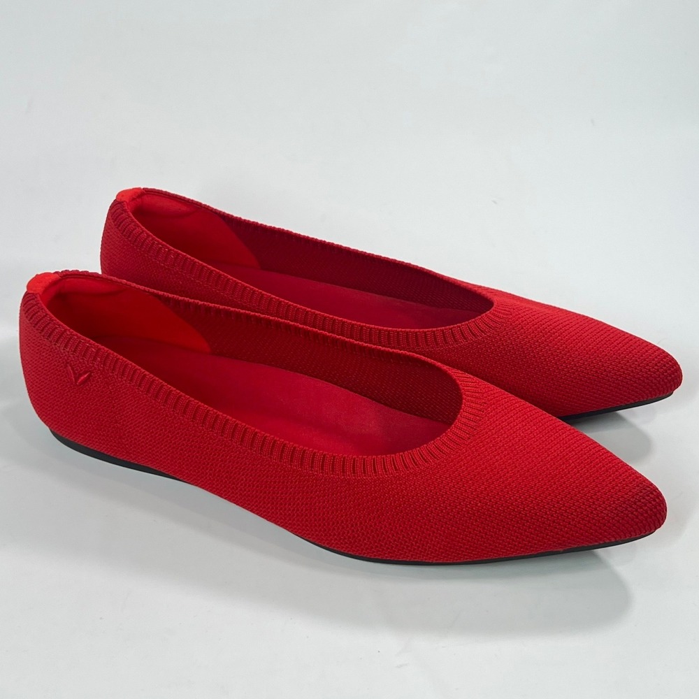 VIVAIA Aria 5° Pointed-Toe Ballet Flats Size 41 (US 10) Ruby Red Recycled Knit